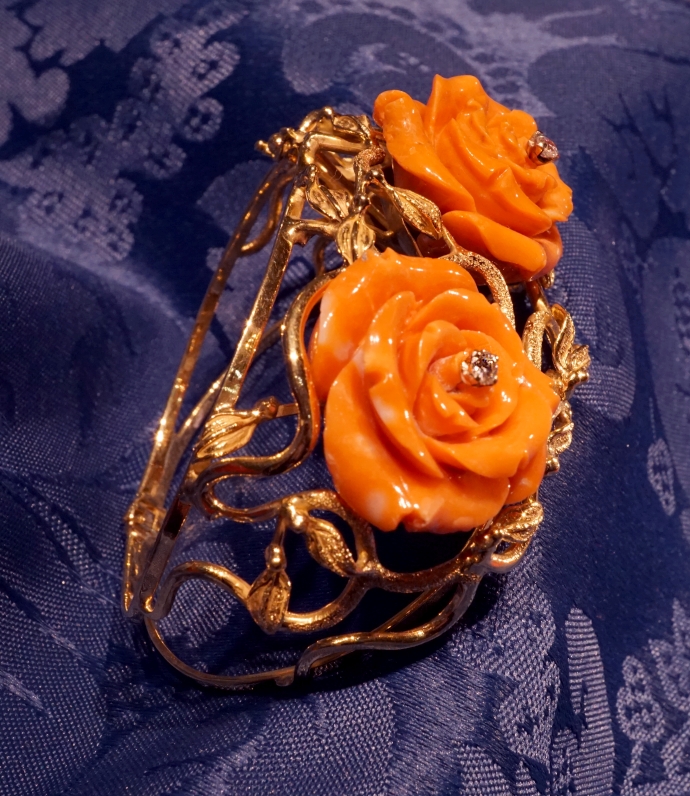 Share 162+ coral rose bracelet best - ceg.edu.vn